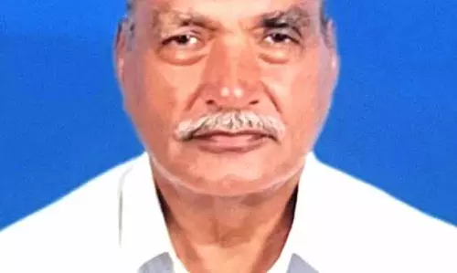 पूर्व अधिकारी दामोदर प्रसाद पाठक का निधन पूर्व अधिकारी दामोदर प्रसाद पाठक का निधन
