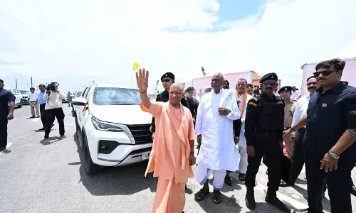 गोरखपुर से नोएडा तक अब सिर्फ साढ़े तीन घंटे लगेंगे