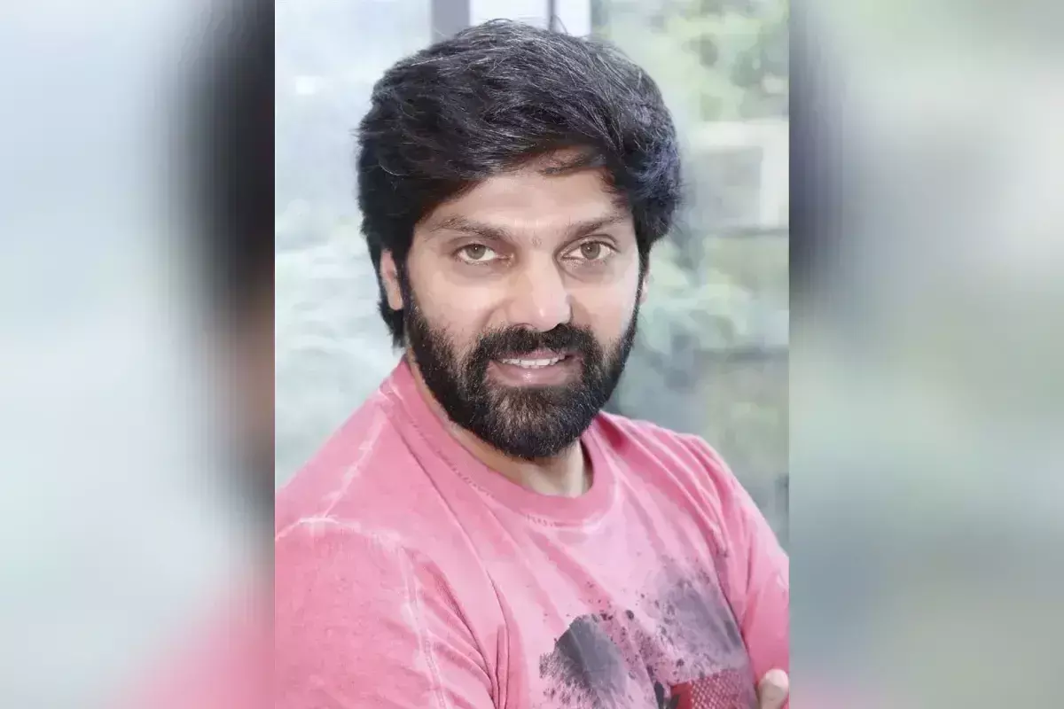 आर्य ने आयकर छापों पर तोड़ी चुप्पी स्पष्ट किया कि छापे वाले होटलों में उनका कोई स्वामित्व नहीं