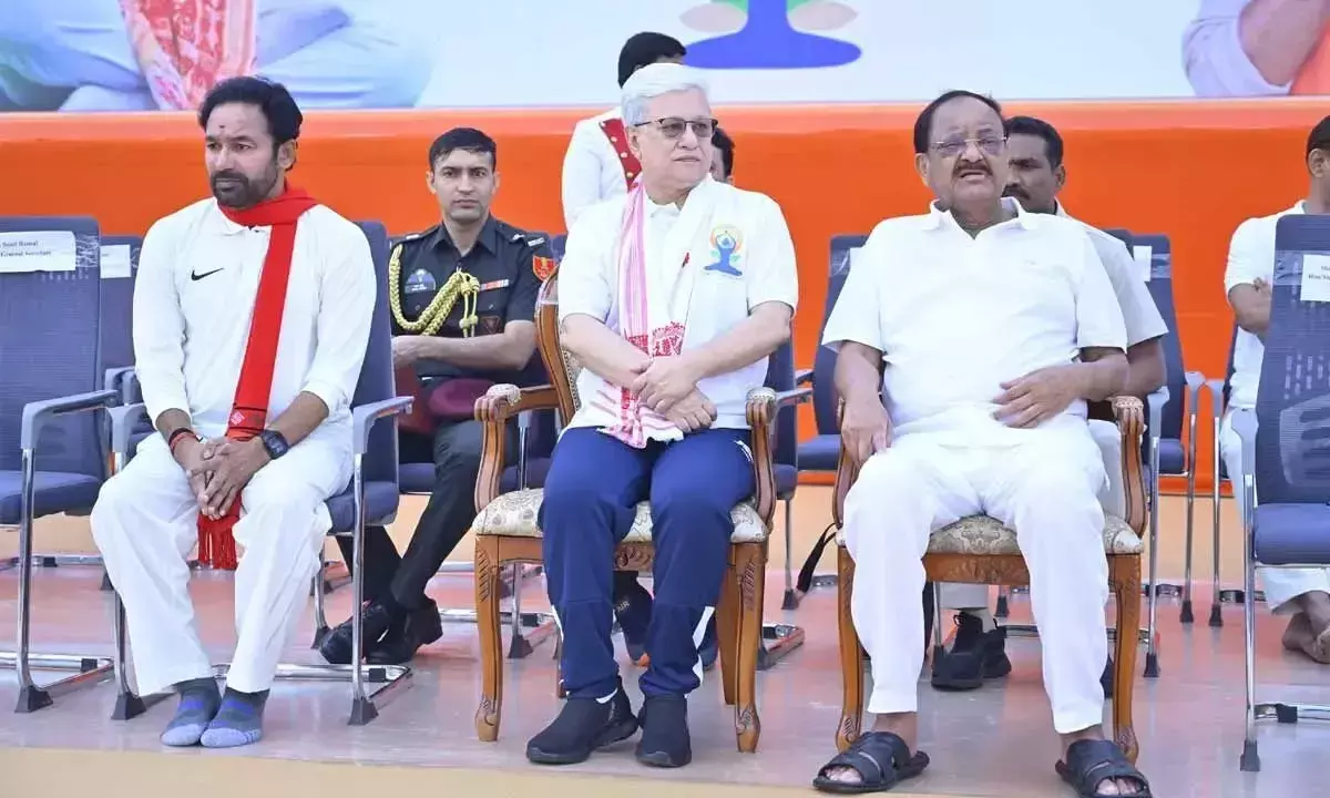 Telangana के राज्यपाल ने अंतर्राष्ट्रीय योग दिवस 2025 की 24 घंटे की उल्टी गिनती में भाग लिया