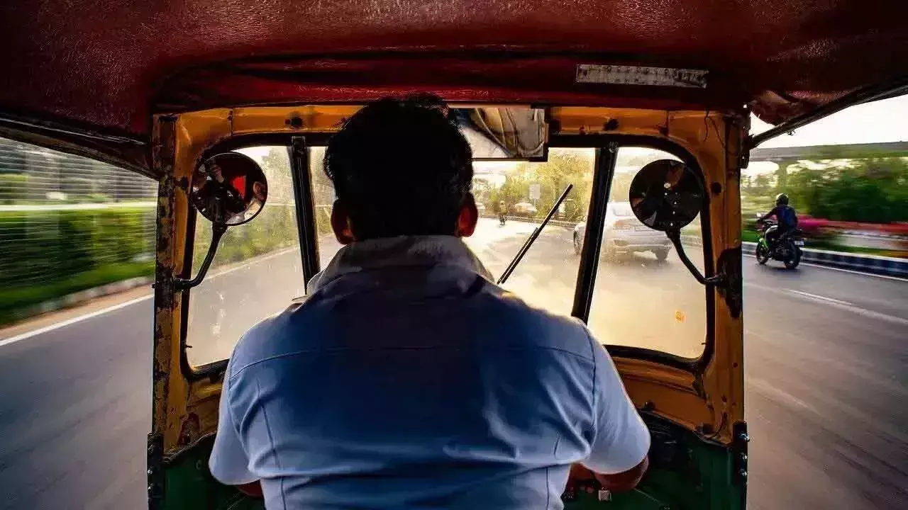 Karnataka: ऑटो बुकिंग ऐप्स में अनिवार्य टिप्स पर नाराजगी Karnataka: ऑटो बुकिंग ऐप्स में अनिवार्य टिप्स पर नाराजगी