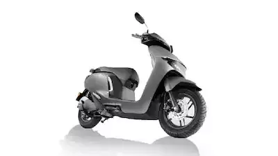 Honda के Activa इलेक्ट्रिक को चलाना हुआ सस्ता, कंपनी ने घटाई बैटरी सब्सक्रिप्शन की कॉस्ट