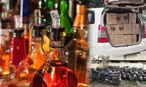 Gandhi Nagar में सामुदायिक संपर्क कार्यक्रम, अवैध शराब, वाहन जब्त