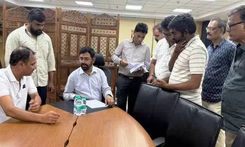 उप्पल विधायक लक्ष्मा रेड्डी ने जल बोर्ड के एमडी अशोक कुमार रेड्डी से मुलाकात की