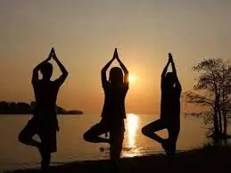 Happy Yoga Day 2025: इन जागरूकता संदेशों के माध्यम से सभी को योग करने के लिए प्रेरित करें Happy Yoga Day 2025: इन जागरूकता संदेशों के माध्यम से सभी को योग करने के लिए प्रेरित करें