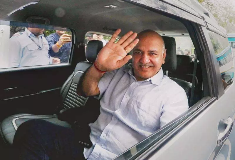 ‘क्लासरूम घोटाला’: दिल्ली के पूर्व उपमुख्यमंत्री सिसोदिया से 3 घंटे तक पूछताछ ‘क्लासरूम घोटाला’: दिल्ली के पूर्व उपमुख्यमंत्री सिसोदिया से 3 घंटे तक पूछताछ