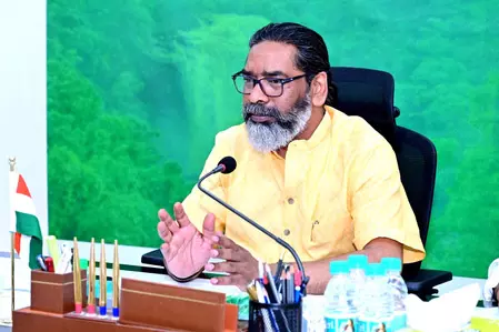 हिमाचल प्रदेश, तेलंगाना, झारखंड के मुख्यमंत्रियों ने 11वें अंतर्राष्ट्रीय योग दिवस पर दी शुभकामनाएं हिमाचल प्रदेश, तेलंगाना, झारखंड के मुख्यमंत्रियों ने 11वें अंतर्राष्ट्रीय योग दिवस पर दी शुभकामनाएं
