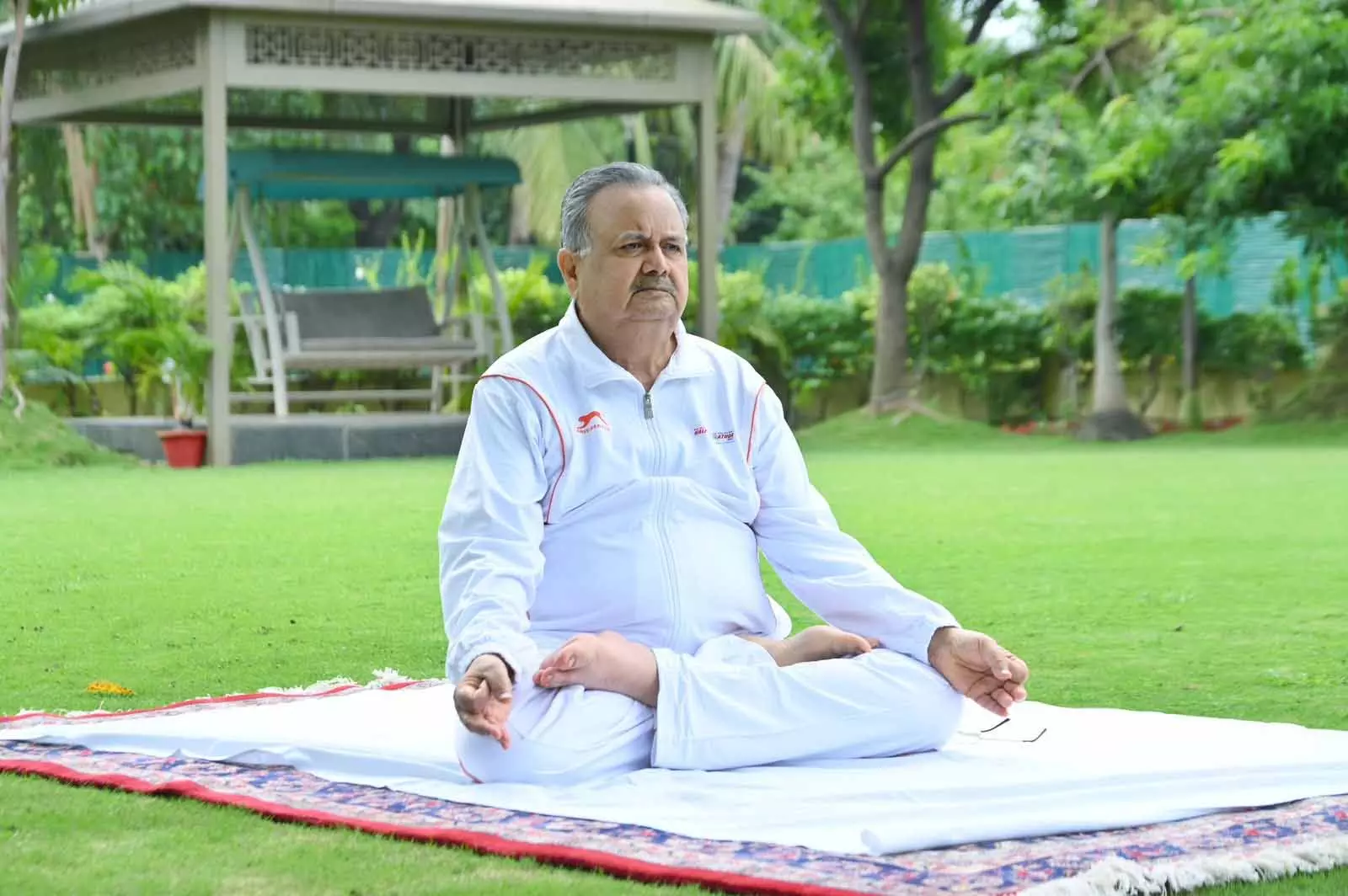 InternationalYogaDay 2025 : विस अध्यक्ष रमन सिंह ने किया योग InternationalYogaDay 2025 : विस अध्यक्ष रमन सिंह ने किया योग