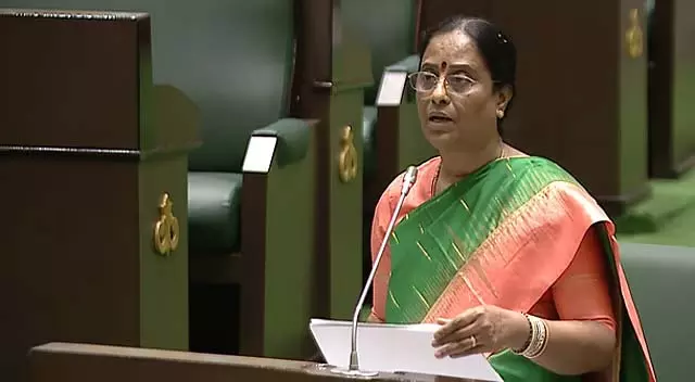 कोंडा परिवार के ‘वर्चस्व’ से Warangal कांग्रेस में दरार पैदा हुई कोंडा परिवार के ‘वर्चस्व’ से Warangal कांग्रेस में दरार पैदा हुई