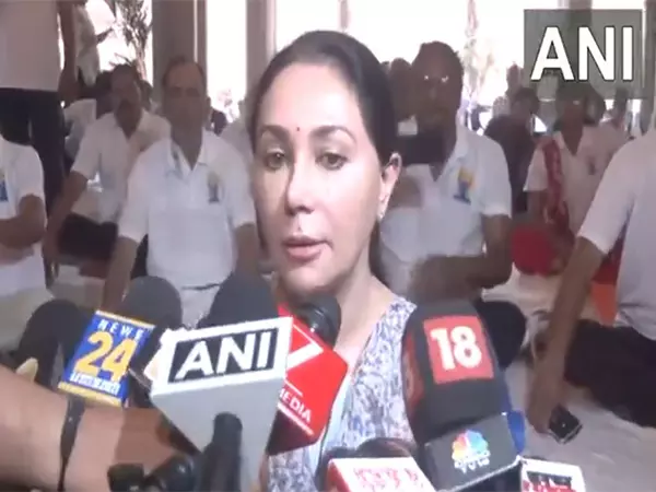 Rajasthan Dy CM ने 11वें अंतर्राष्ट्रीय योग दिवस का जश्न मनाया Rajasthan Dy CM ने 11वें अंतर्राष्ट्रीय योग दिवस का जश्न मनाया