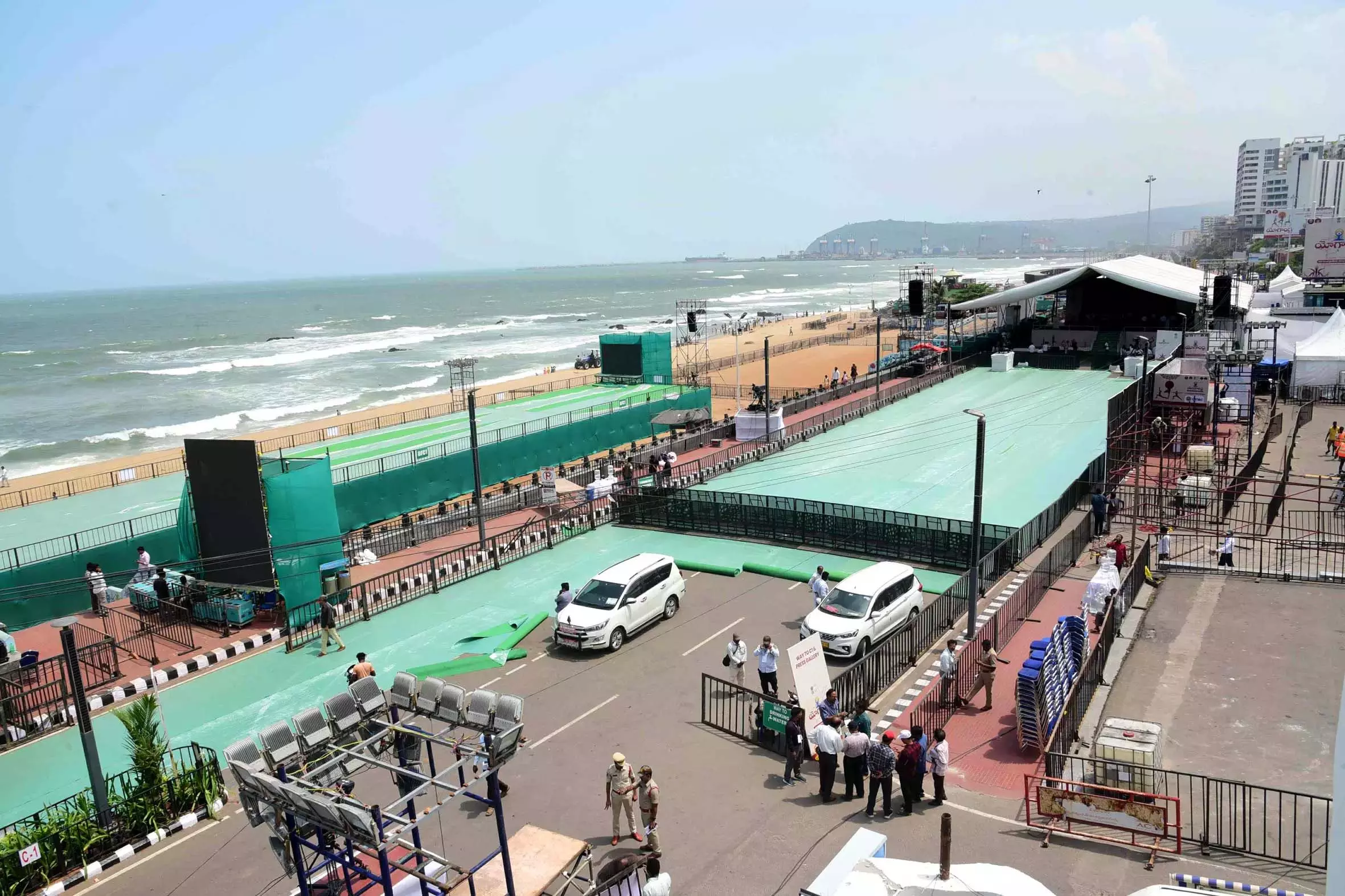 योग दिवस पर Vizag में औद्योगिक, अग्नि सुरक्षा सर्वोच्च प्राथमिकता योग दिवस पर Vizag में औद्योगिक, अग्नि सुरक्षा सर्वोच्च प्राथमिकता