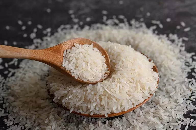 पश्चिम एशिया संकट: भारत इसके व्यापक प्रभावों के लिए तैयार पश्चिम एशिया संकट: भारत इसके व्यापक प्रभावों के लिए तैयार