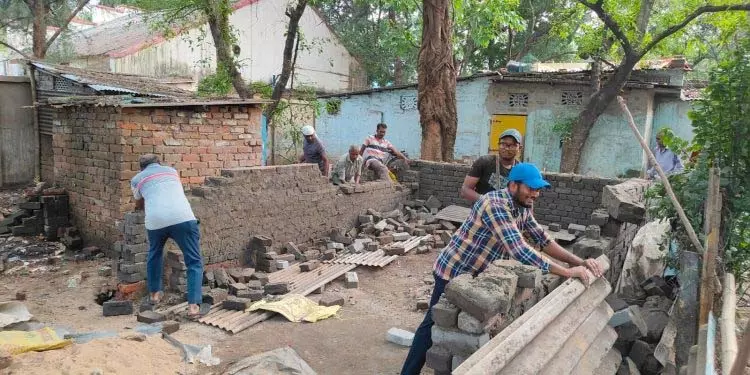 राउरकेला में रेलवे की जमीन की अवैध बिक्री, सांठगांठ का आरोप राउरकेला में रेलवे की जमीन की अवैध बिक्री, सांठगांठ का आरोप