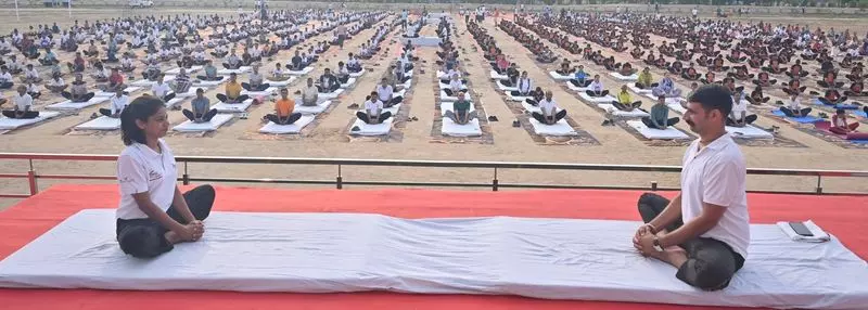 आयुष विभाग ने Sirsa स्टेडियम में अंतिम रिहर्सल का आयोजन किया आयुष विभाग ने Sirsa स्टेडियम में अंतिम रिहर्सल का आयोजन किया