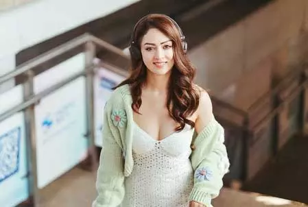 योग से मुझे आज के पल में जीने की ताकत मिली: संदीपा धर योग से मुझे आज के पल में जीने की ताकत मिली: संदीपा धर