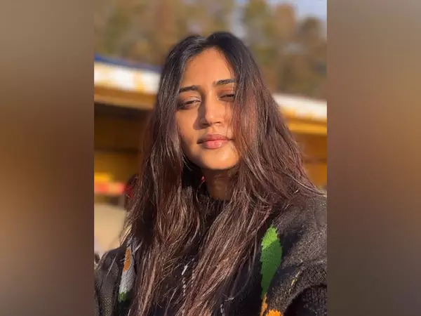 पंचायत की अभिनेत्री Sanvika ने इंडस्ट्री में संघर्ष के बारे में खुलकर बात की पंचायत की अभिनेत्री Sanvika ने इंडस्ट्री में संघर्ष के बारे में खुलकर बात की