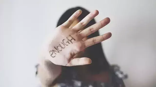 Loni: ससुराल वालों पर गर्भवती से हिंसा का आरोप Loni: ससुराल वालों पर गर्भवती से हिंसा का आरोप