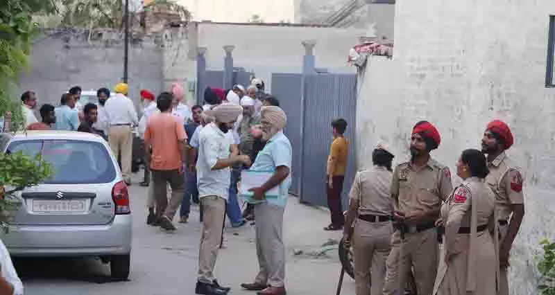 Jalandhar: 9 जून से अब तक गोलीबारी की घटनाओं में 2 की मौत, 4 घायल Jalandhar: 9 जून से अब तक गोलीबारी की घटनाओं में 2 की मौत, 4 घायल