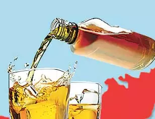 Andhra : तंजानिया में लौह अयस्क फैक्ट्री शराब की रिश्वत से अर्जित आय से संचालित Andhra : तंजानिया में लौह अयस्क फैक्ट्री शराब की रिश्वत से अर्जित आय से संचालित