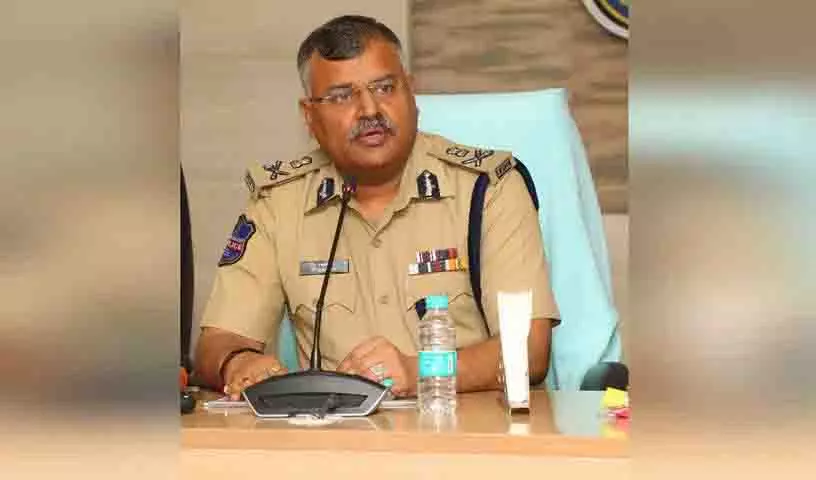 Telangana पुलिस ने छात्रों की भागीदारी से पूरे राज्य में नशा विरोधी जागरूकता अभियान शुरू किया Telangana पुलिस ने छात्रों की भागीदारी से पूरे राज्य में नशा विरोधी जागरूकता अभियान शुरू किया
