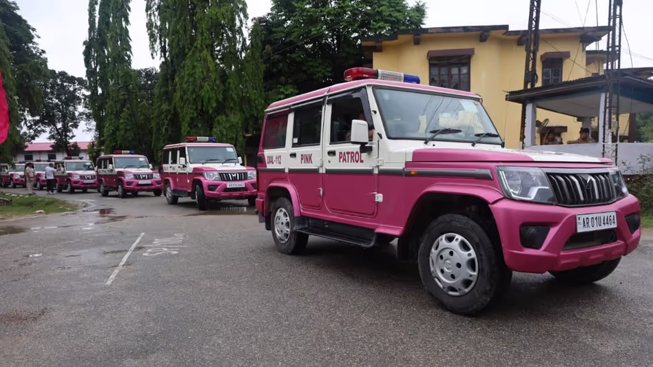 Arunachal प्रदेश में महिला सुरक्षा को बढ़ावा, मंत्री ने सात पिंक पेट्रोल वाहनों को हरी झंडी दिखाई Arunachal प्रदेश में महिला सुरक्षा को बढ़ावा, मंत्री ने सात पिंक पेट्रोल वाहनों को हरी झंडी दिखाई