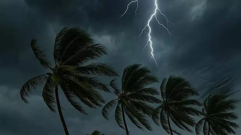 IMD ने 27 जून तक लगातार बारिश की चेतावनी दी, येलो अलर्ट जारी IMD ने 27 जून तक लगातार बारिश की चेतावनी दी, येलो अलर्ट जारी