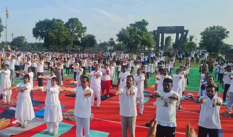 ऐतिहासिक खिलालोयोग परिमलम्.. प्रभावशाली योगासन ऐतिहासिक खिलालोयोग परिमलम्.. प्रभावशाली योगासन