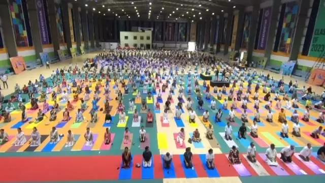 KIIT और KISS में मनाया गया 11वां अंतर्राष्ट्रीय योग दिवस KIIT और KISS में मनाया गया 11वां अंतर्राष्ट्रीय योग दिवस
