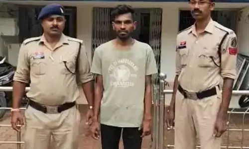 अननेचुरल सेक्स का वीडियो बनाकर मालिक से वसूला 29 लाख रुपए, सुपरवाइजर गिरफ्तार अननेचुरल सेक्स का वीडियो बनाकर मालिक से वसूला 29 लाख रुपए, सुपरवाइजर गिरफ्तार