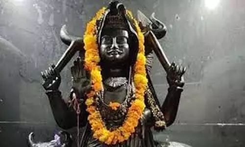 धर्म: शनिवार को घर न लाएं ये चीजें, वरना शनिदेव हो जाएंगे नाराज धर्म: शनिवार को घर न लाएं ये चीजें, वरना शनिदेव हो जाएंगे नाराज