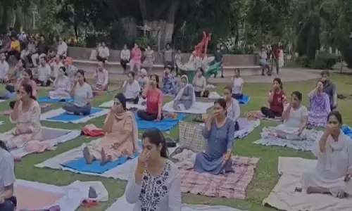Punjab: मनाया गया अंतरराष्ट्रीय योग दिवस, देखें मौके की तस्वीरें Punjab: मनाया गया अंतरराष्ट्रीय योग दिवस, देखें मौके की तस्वीरें