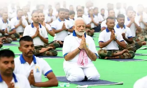 योग संघर्षग्रस्त विश्व में शांति लाता है: PM Modi