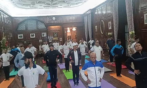 राज्यपाल शुक्ला ने कहा- PM मोदी के प्रयासों के कारण योग अब दुनिया भर में दैनिक जीवन का हिस्सा बन गया