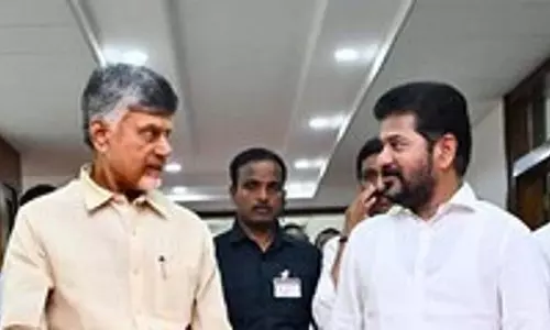 Telangana-आंध्र जल विवाद पर बातचीत के लिए नायडू को आमंत्रित करने को रेवंत तैयार Telangana-आंध्र जल विवाद पर बातचीत के लिए नायडू को आमंत्रित करने को रेवंत तैयार