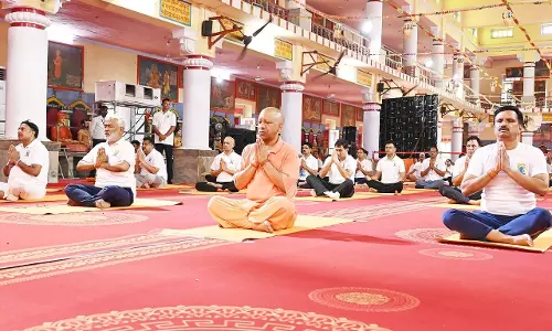 Gorakhpur: योग को विश्व मंच पर पहुंचाने का श्रेय मोदी को: मुख्यमंत्री योगी