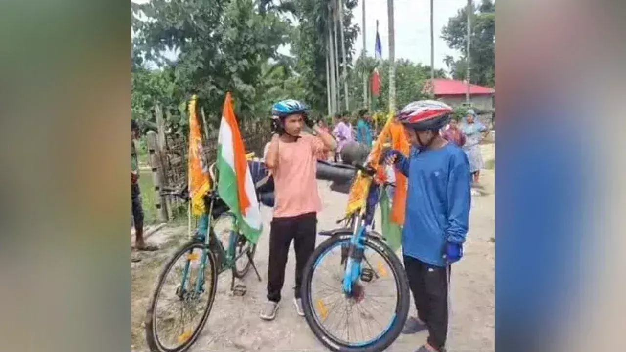 Assam के युवाओं का अनोखा अभियान, साइकिल से 4,000 किमी की प्रेरणादायक यात्रा