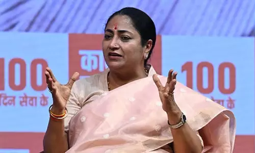 Delhi में झुग्गी पुनर्विकास के लिए धारावी मॉडल का अध्ययन कर सकती है: CM