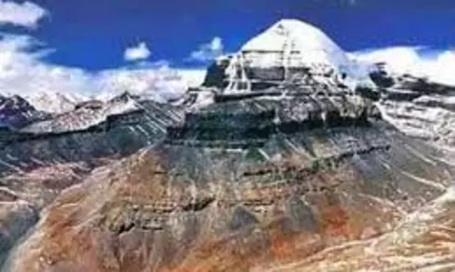 धर्म: मानसरोवर यात्रा के लिए किन नियमों का पालन करना होगा