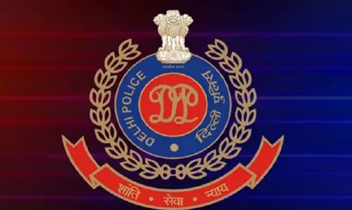 दिल्ली पुलिस ने पत्रकार को गलत संदिग्ध बताने पर माफी मांगी
