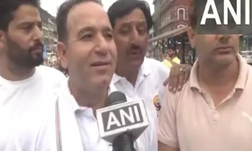 विपक्ष के नेता Sunil Sharma ने कहा- लाल चौक पर योग ने एकता का संदेश दिया विपक्ष के नेता Sunil Sharma ने कहा- लाल चौक पर योग ने एकता का संदेश दिया
