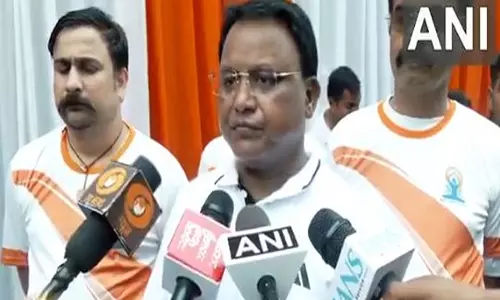 Odisha CM ने कहा- पीएम मोदी के प्रयासों से योग विश्व स्तर पर किया जा रहा है