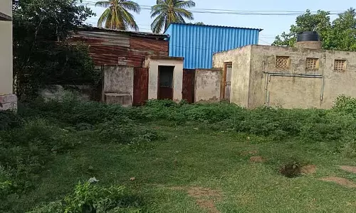 Karnataka : स्कूलों में बच्चों की अधिकतम संख्या, शौचालय की न्यूनतम सुविधा