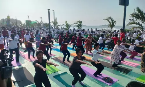 AP: विजाग में योगांध्र की शुरुआत AP: विजाग में योगांध्र की शुरुआत