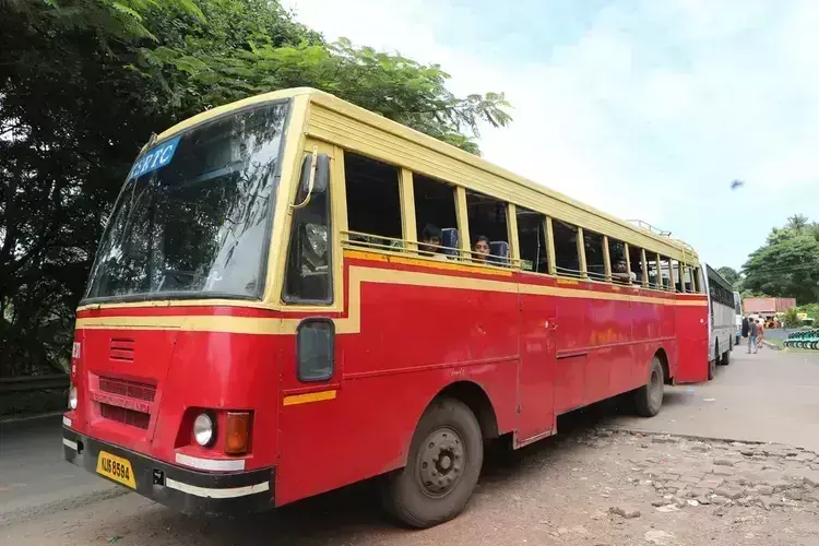 KSRTC कर्मचारियों को वेतन प्रमाण पत्र के साथ ऋण नहीं मिलेगा KSRTC कर्मचारियों को वेतन प्रमाण पत्र के साथ ऋण नहीं मिलेगा