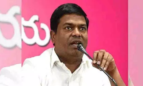 Jeevan Reddy ने रेवंत रेड्डी पर 10,000 करोड़ रुपये के रिसॉर्ट घोटाले का आरोप लगाया