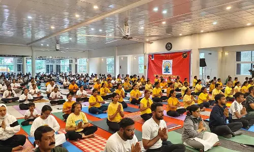 अंतर्राष्ट्रीय योग दिवस : मदिकेरी में योग दिवस समारोह अंतर्राष्ट्रीय योग दिवस : मदिकेरी में योग दिवस समारोह