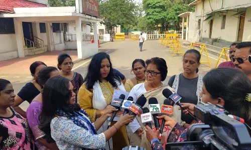 महीनों से न्याय की गुहार लगा रही पीड़िता, केंद्रीय गृह मंत्री से मिलने मांगी अनुमति महीनों से न्याय की गुहार लगा रही पीड़िता, केंद्रीय गृह मंत्री से मिलने मांगी अनुमति