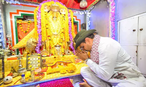 Jaipur : मुख्यमंत्री ने मां तनोट राय के किए दर्शन