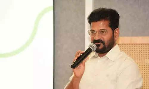 Telangana: रेवंत बनकाचार्ला परियोजना के साथ बातचीत के लिए तैयार Telangana: रेवंत बनकाचार्ला परियोजना के साथ बातचीत के लिए तैयार