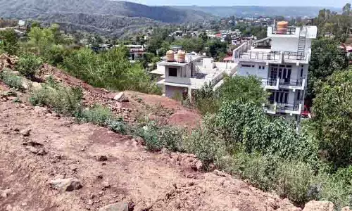 Nurpur में 4-लेन राजमार्ग के लिए पहाड़ी काटने से सुरक्षा संबंधी चिंताएं बढ़ीं Nurpur में 4-लेन राजमार्ग के लिए पहाड़ी काटने से सुरक्षा संबंधी चिंताएं बढ़ीं